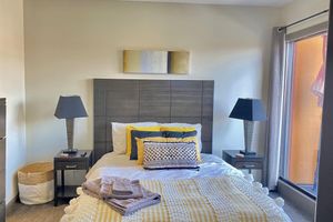 Alquiler Vacacional - 1 Bedroom Condo - Amazing Lake and Mountain Views overlooking Pool and Hot Tub!