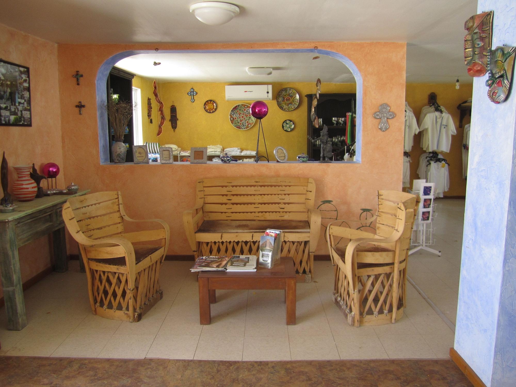 Vista Lobby Hotel Tripui