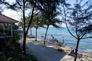 Alojamiento - Bounce Beach Hotel & Tien Sa Resort