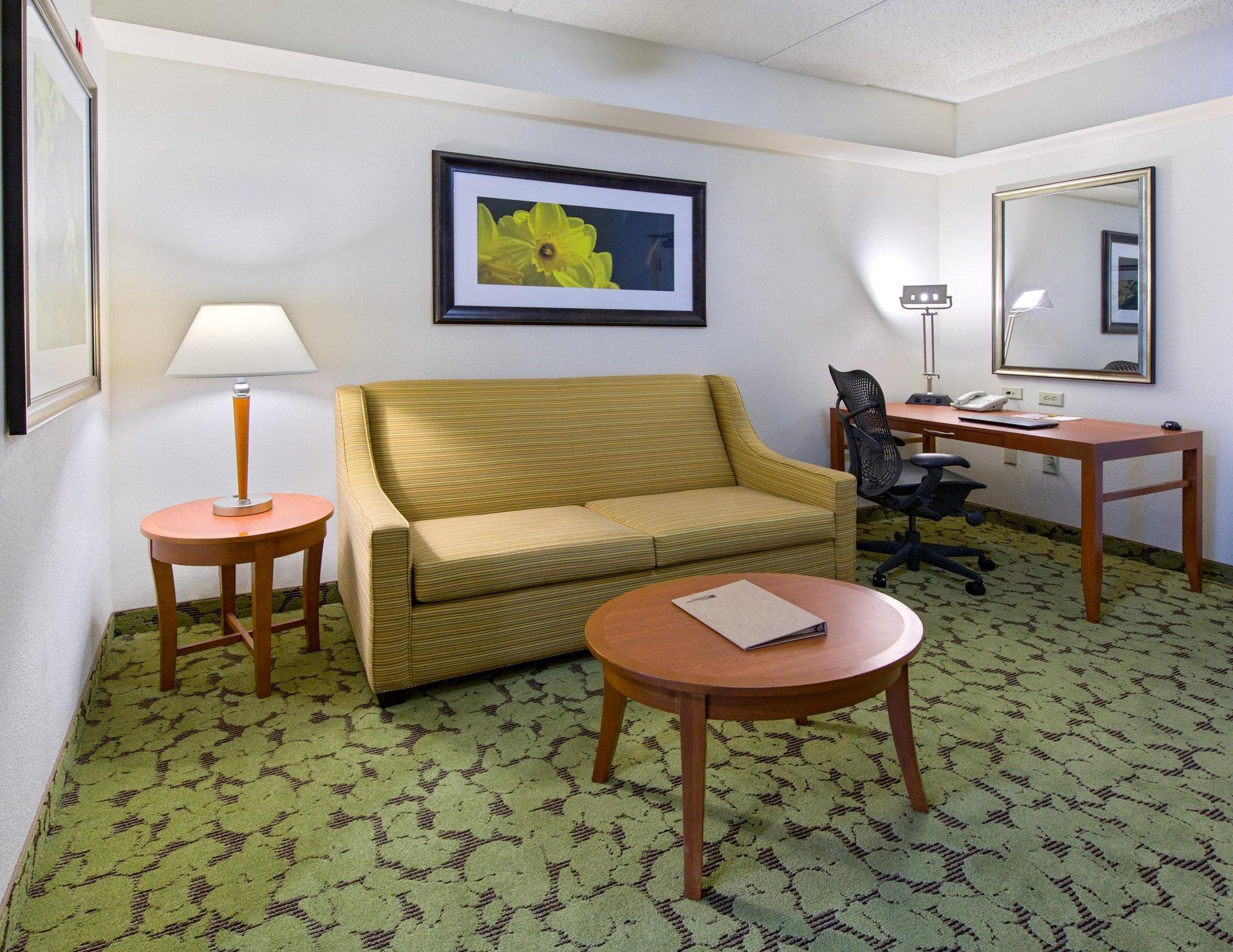 Vista Exterior Hilton Garden Inn Tallahassee Central