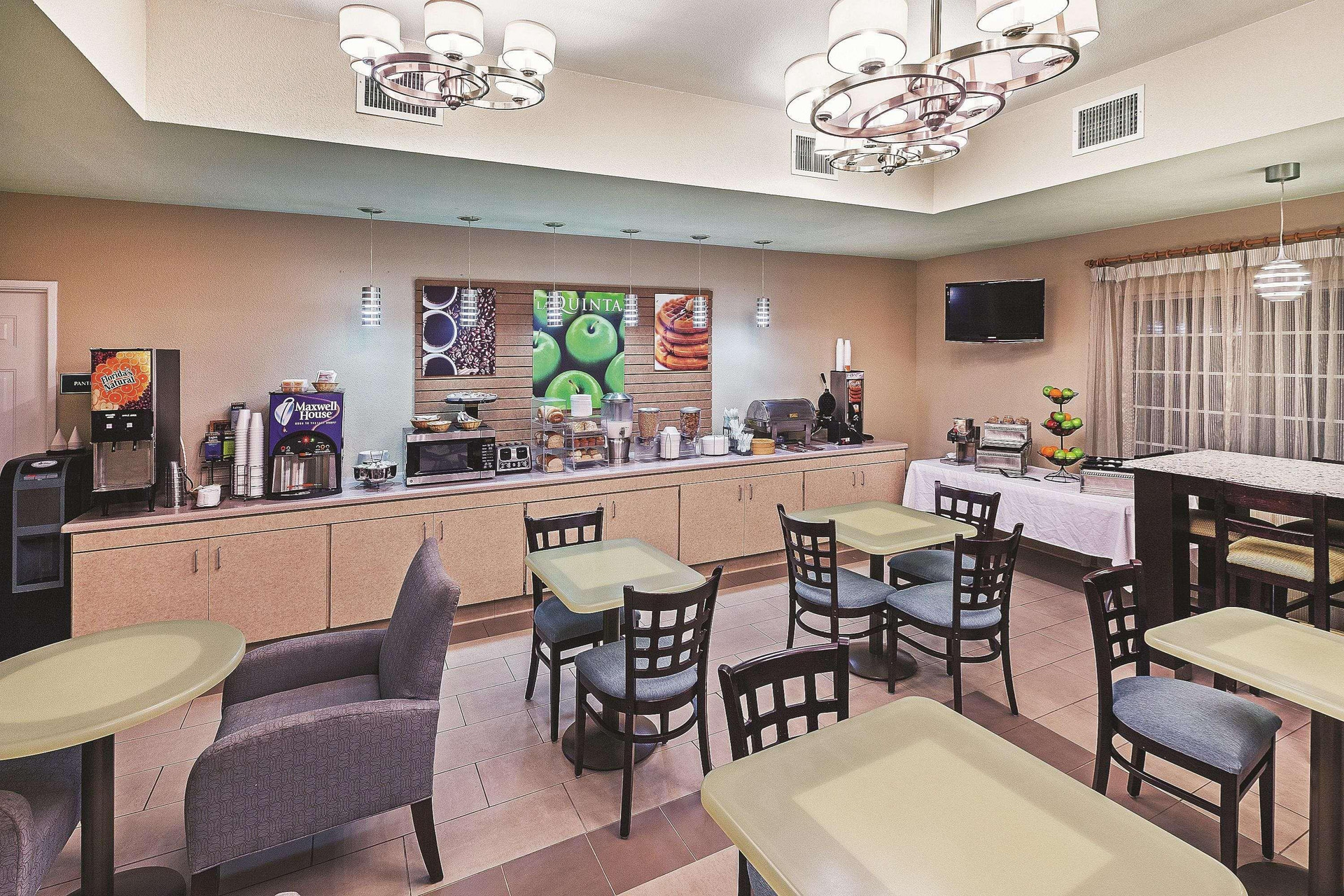 Restaurant La Quinta Inn & Suites by Wyndham Corpus Christi Northwest