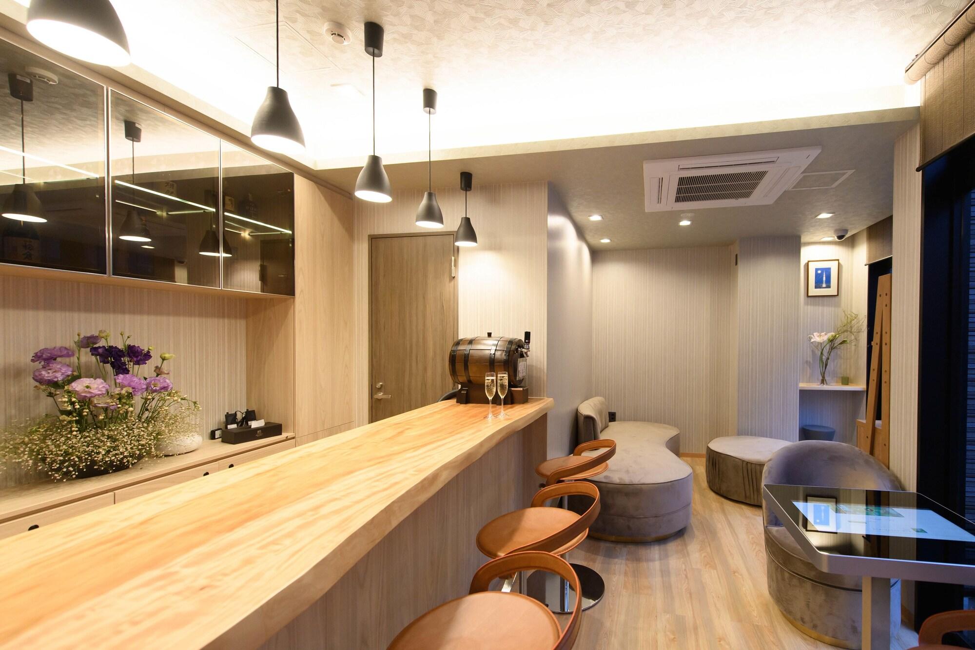 Vista Lobby Sola Hotel
