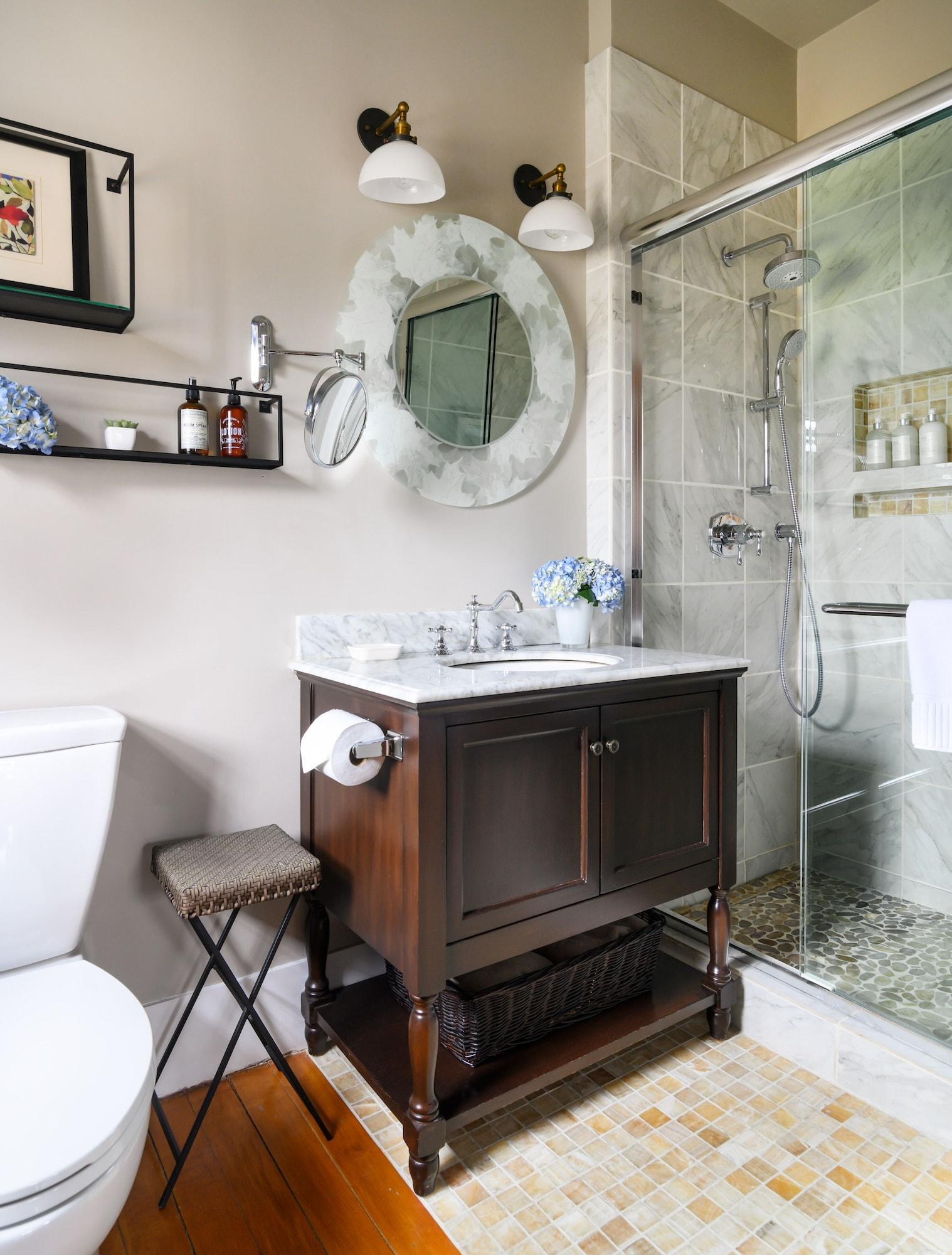 Equipamiento de Habitación Captain Freeman Inn