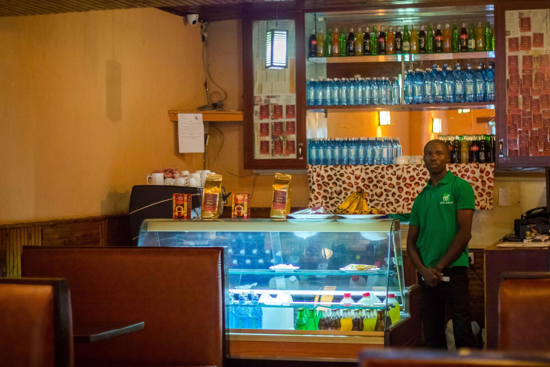 Bar/Salón Hotel Embassy