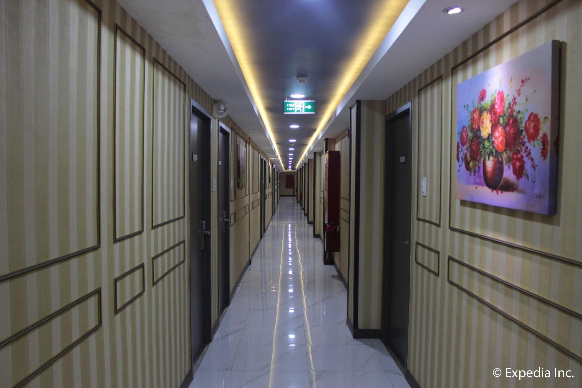 Varios Horizon Hotel