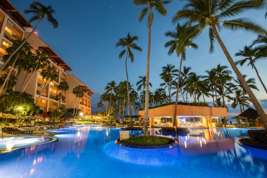 Vista Piscina Club Regina Puerto Vallarta