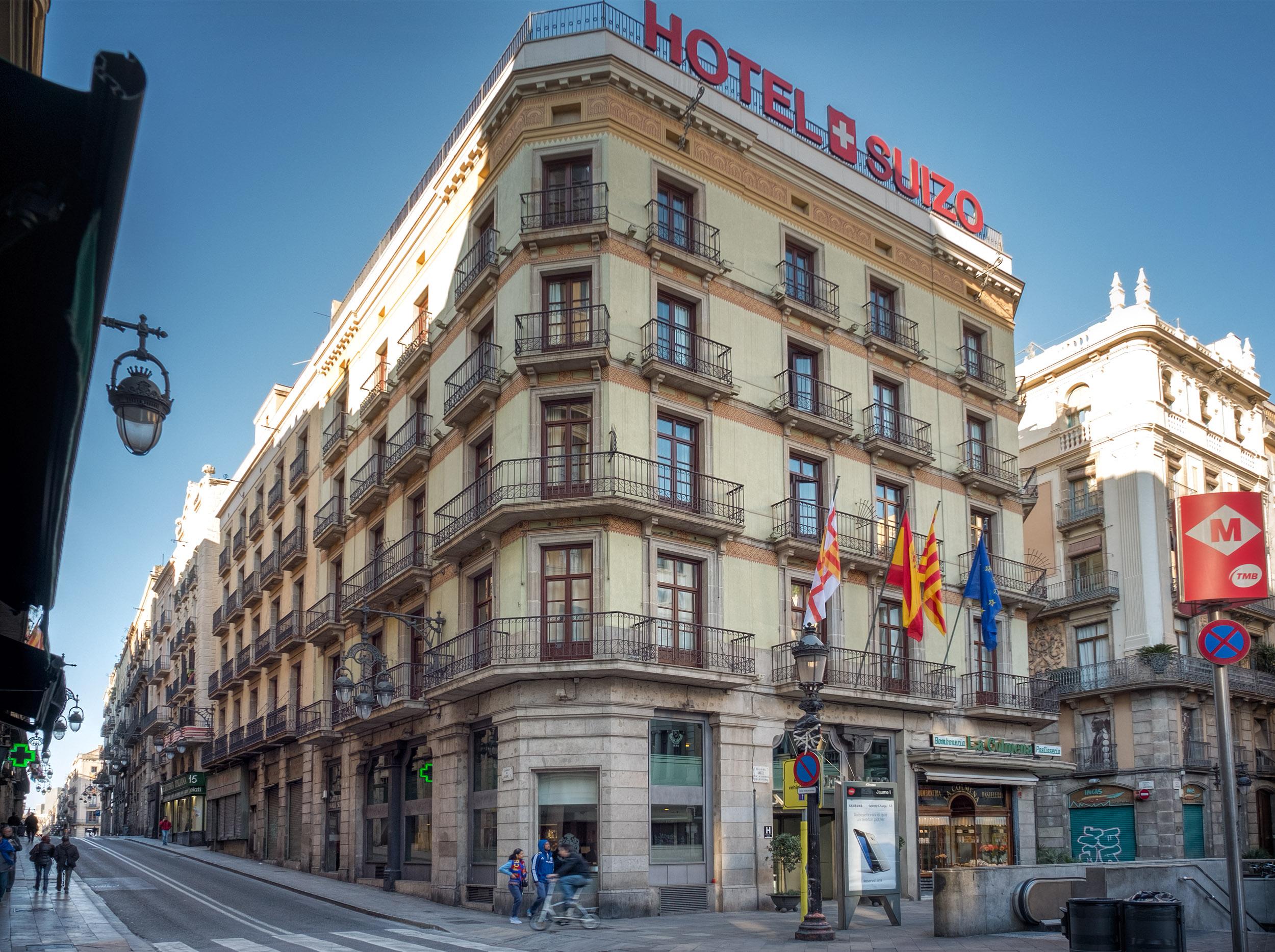 Vista Exterior Hotel Suizo
