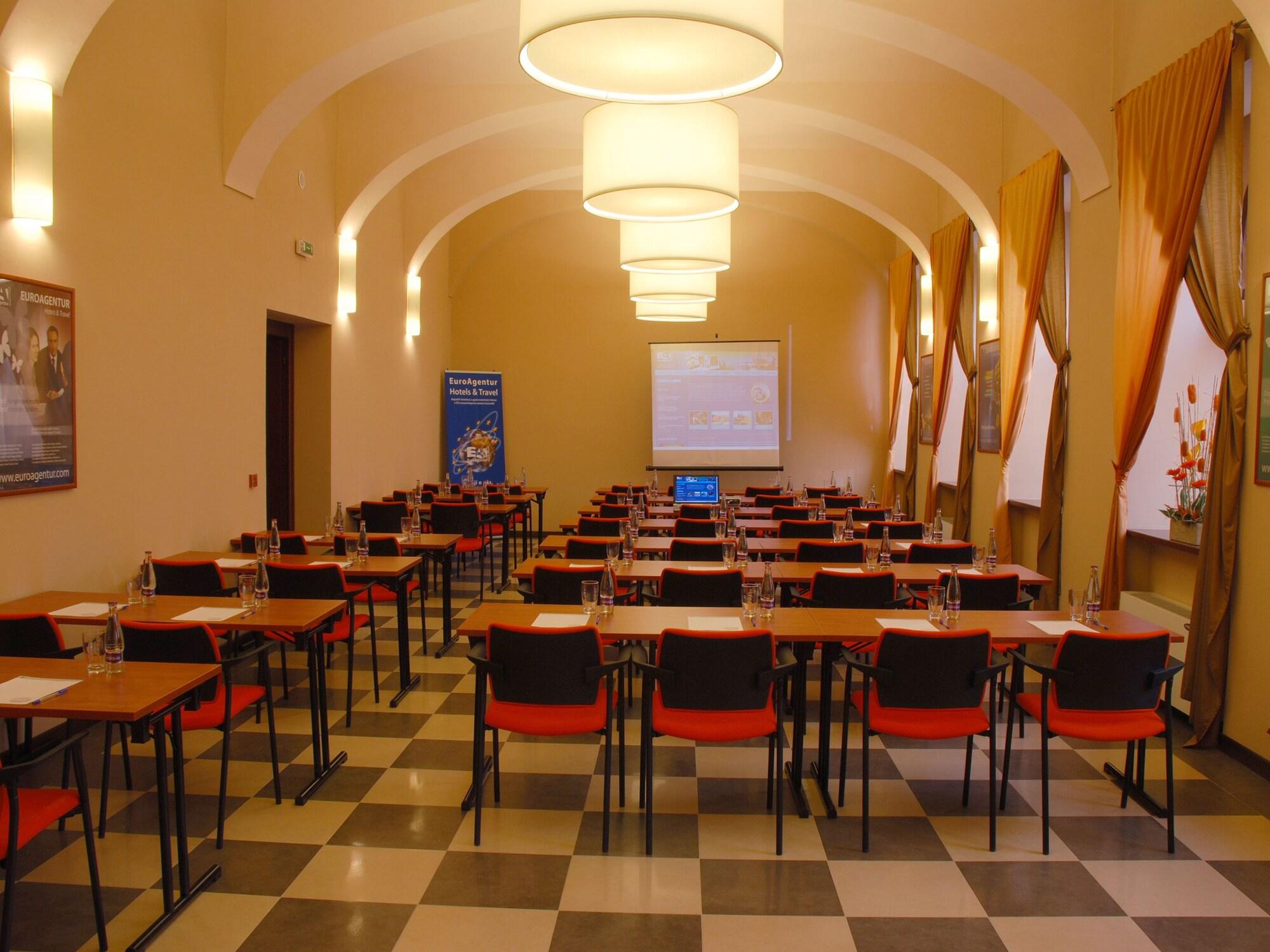 Sala de Reuniones EA Hotel Downtown