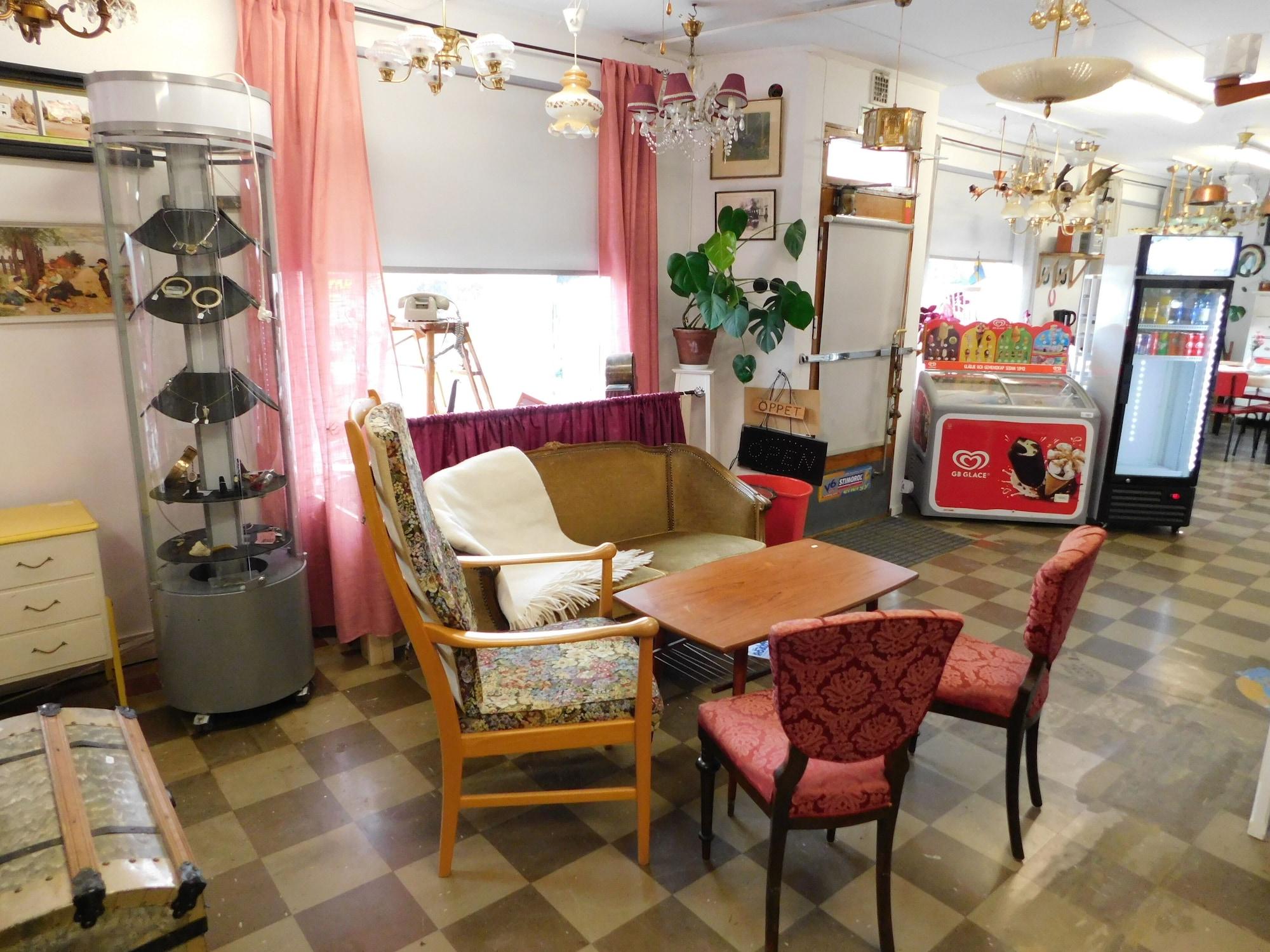 Bar/Salón Blackstad Vandrarhem Hostal B&B