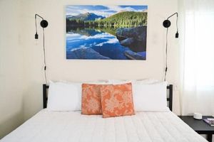 Alquiler Vacacional - Farmhouse Escape w/Mountain Views