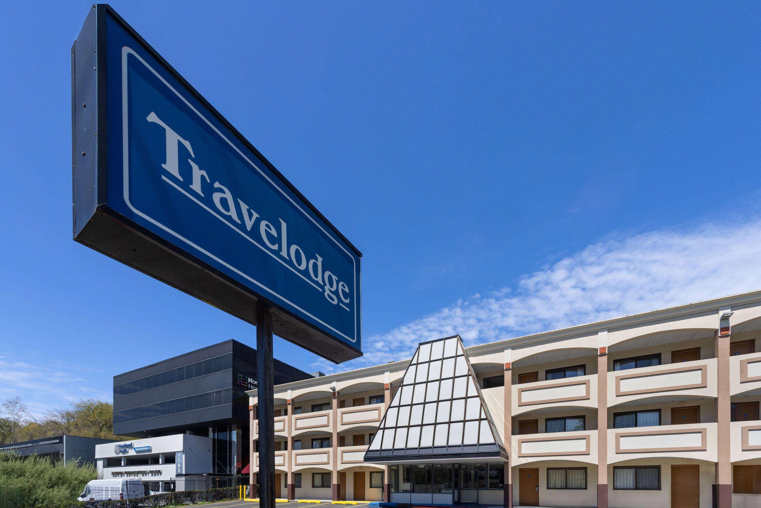 Varios Travelodge by Wyndham Manhasset