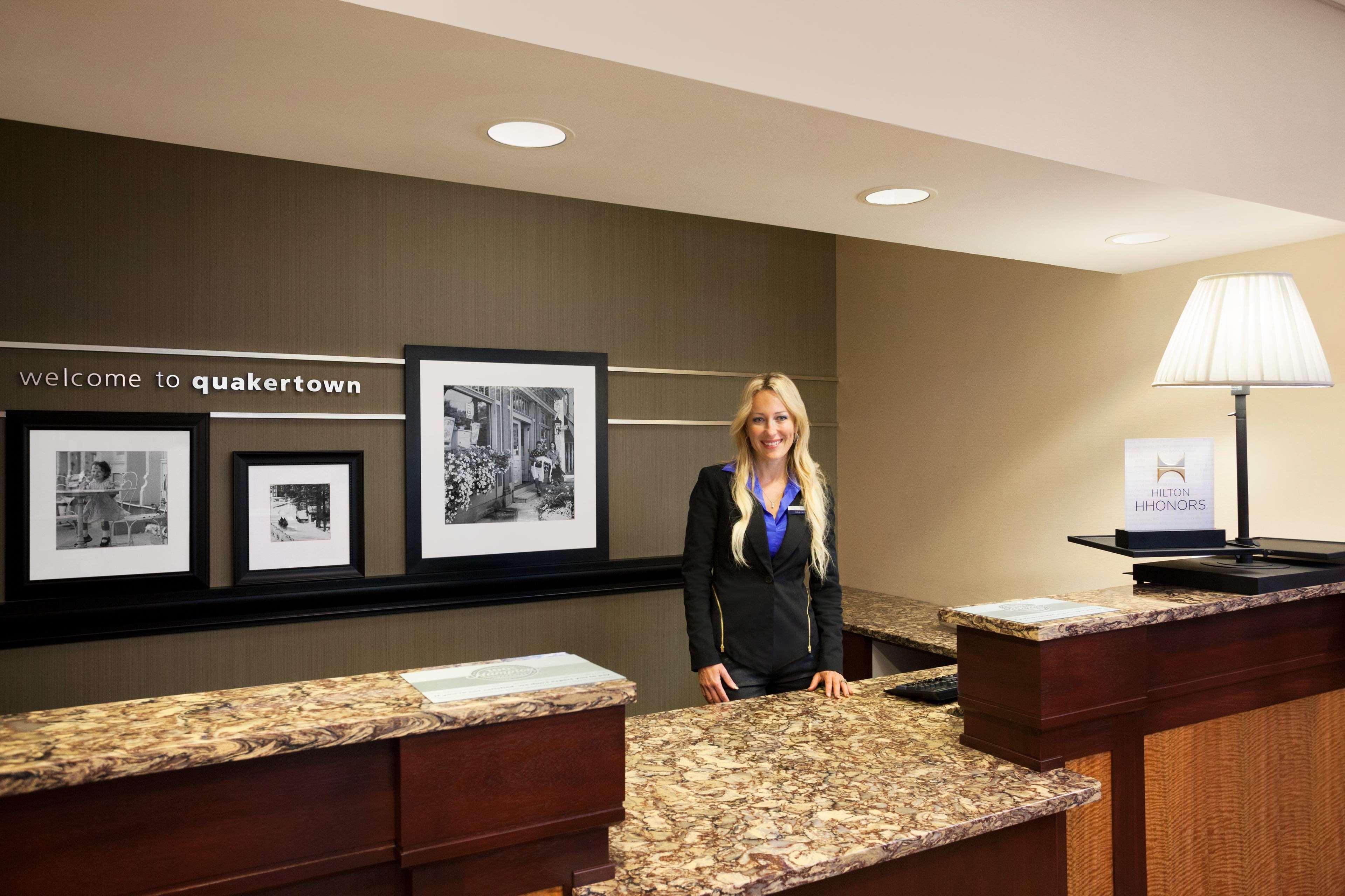 Vista Lobby Hampton Inn Quakertown