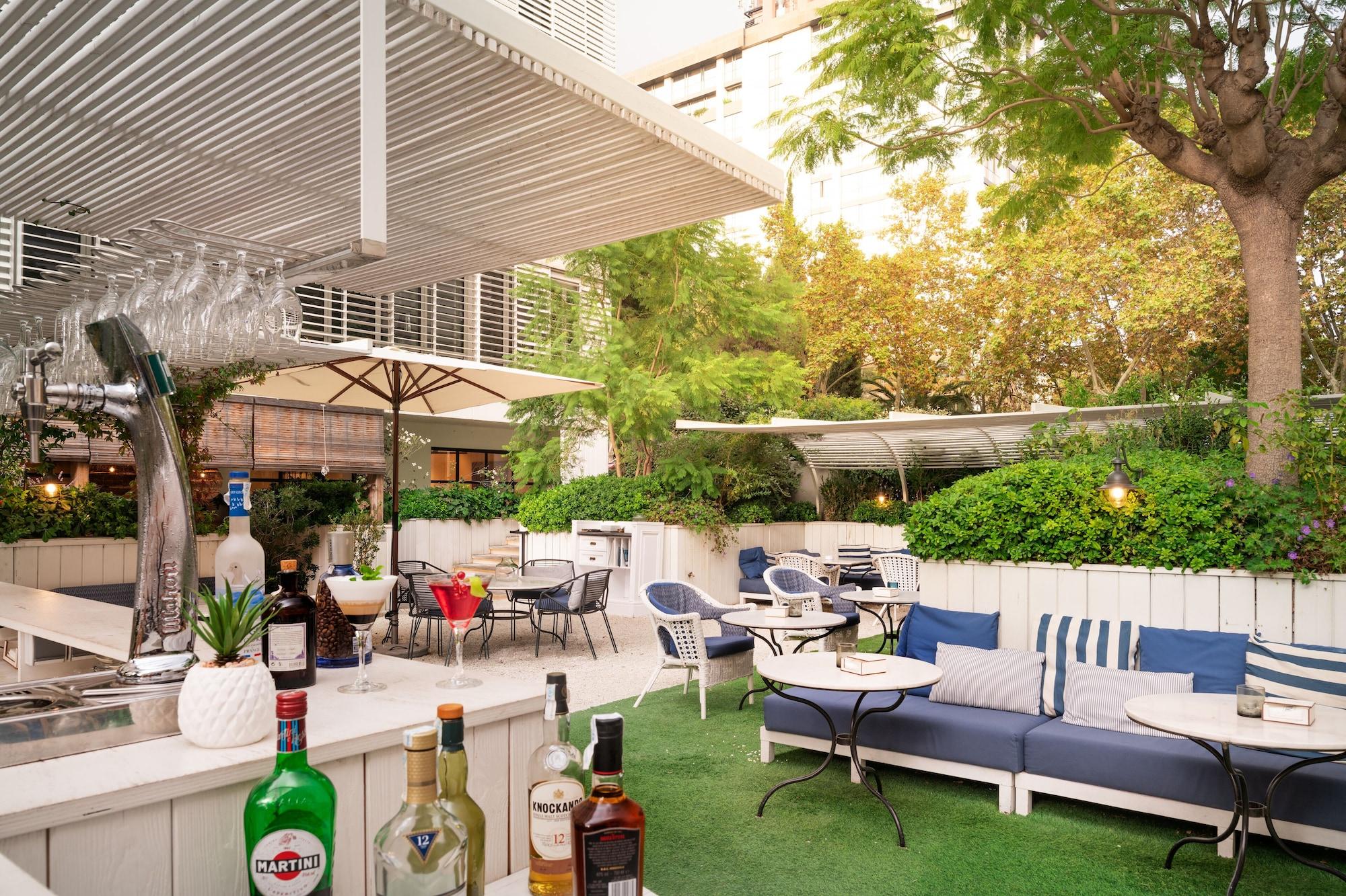 Restaurant AC Hotel Victoria Suites by Marriott