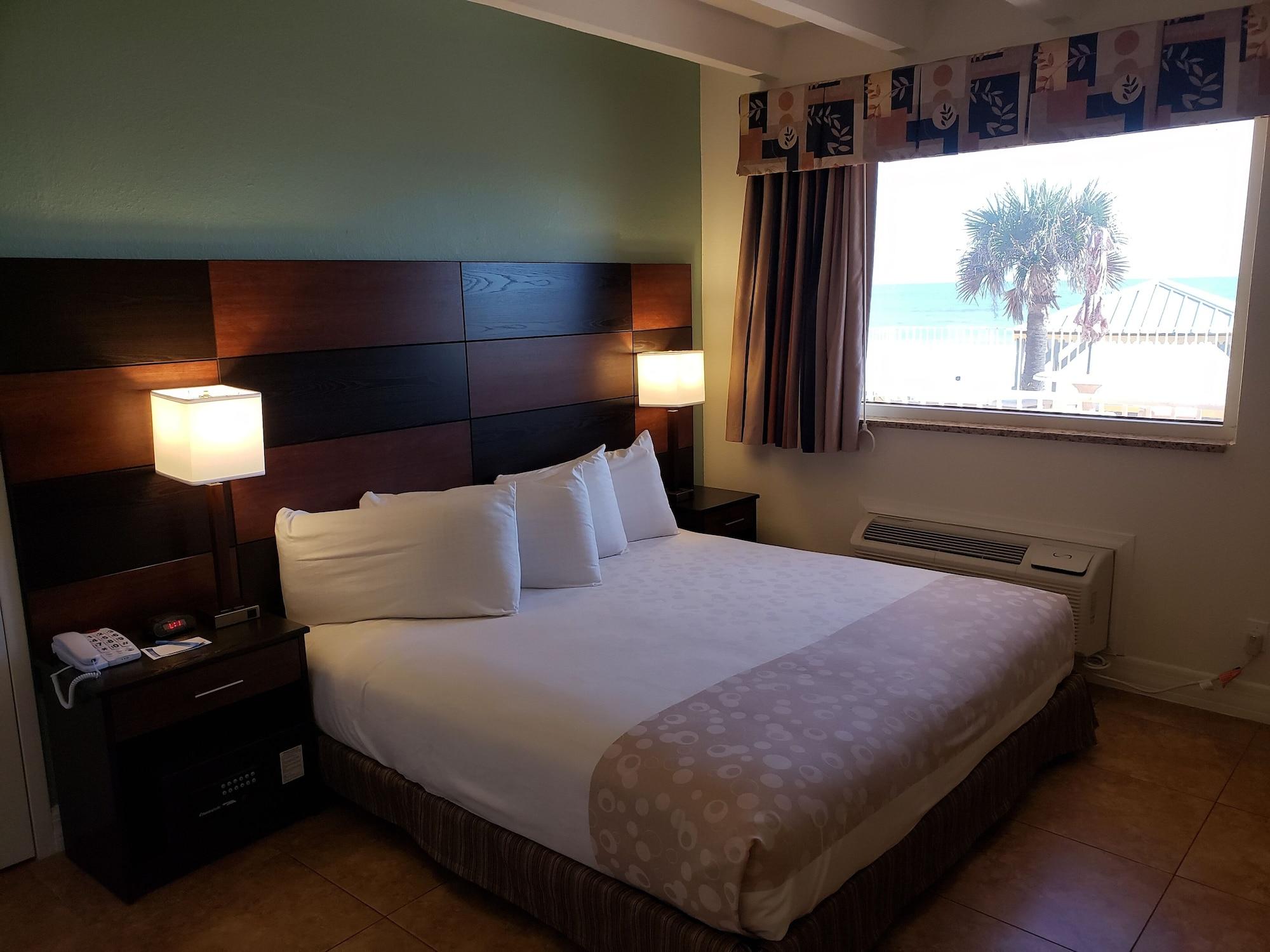 Varios Oceanfront Inn and Suites
