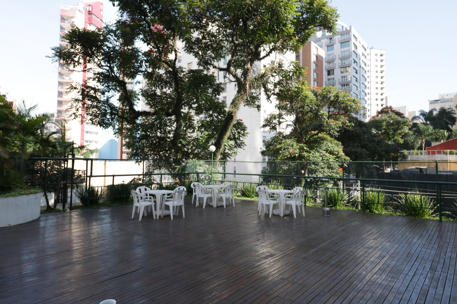 Vista a la ciudad Summit Suítes Hotel Paulista