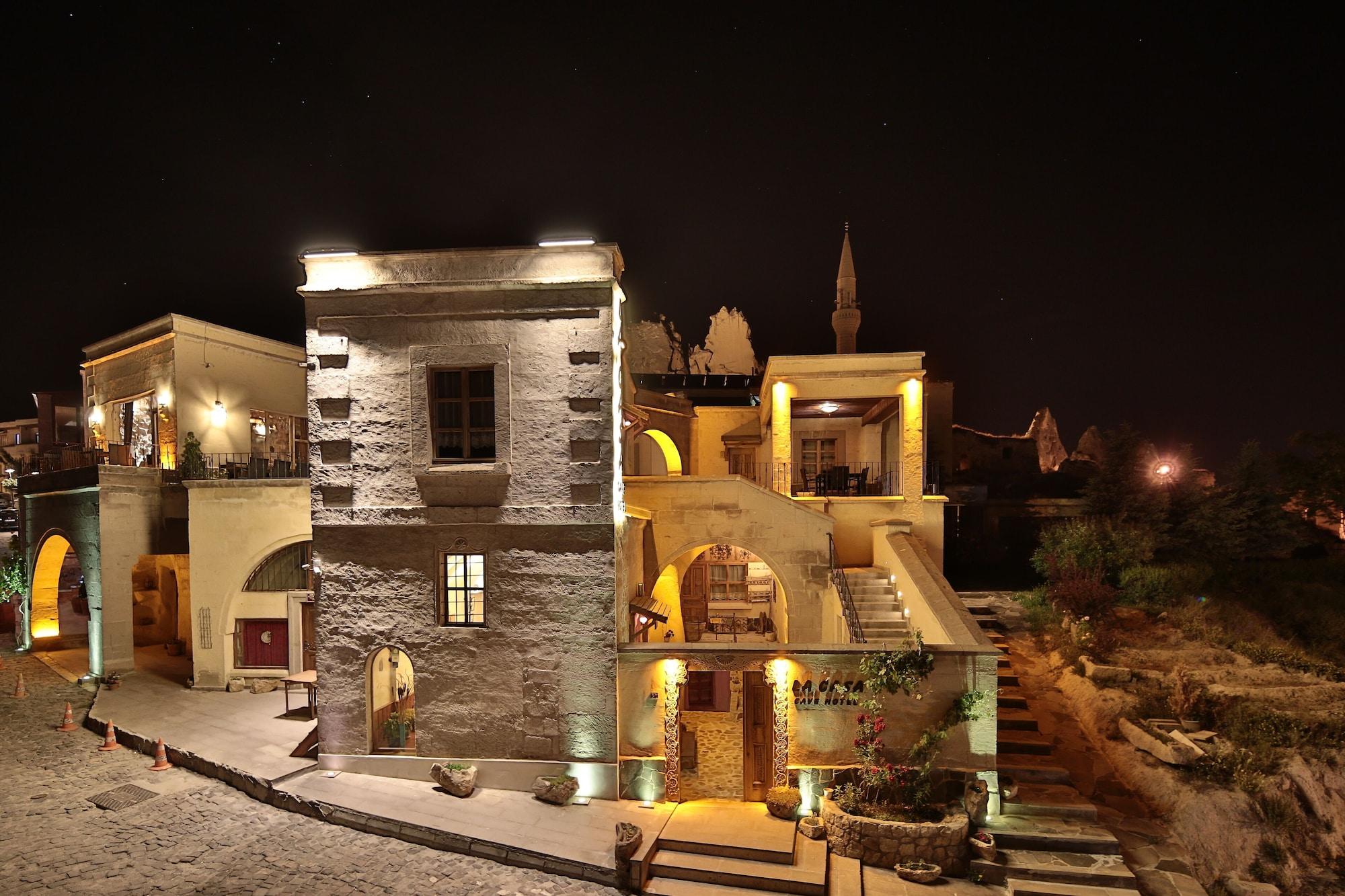 Vista Exterior La Casa Cave