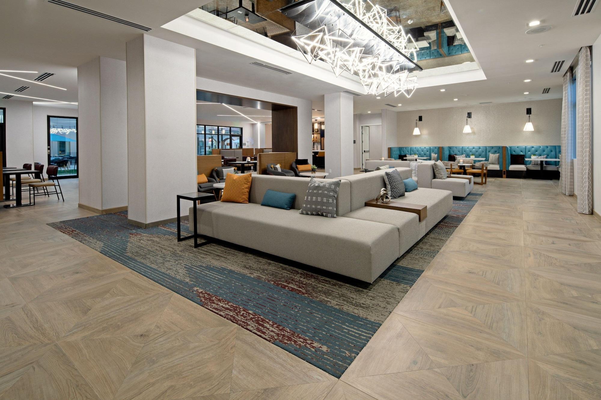 Vista Lobby Residence Inn by Marriott Valencia