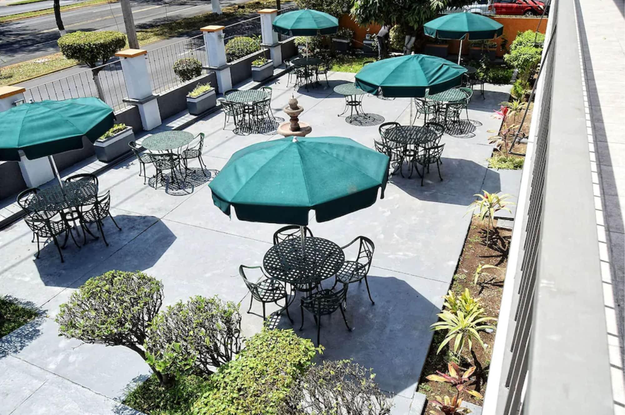 Varios EXPOHOTEL