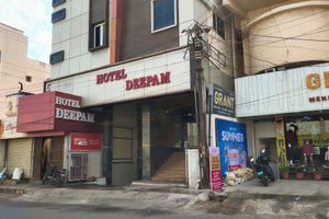 Alojamiento - Hotel Deepam