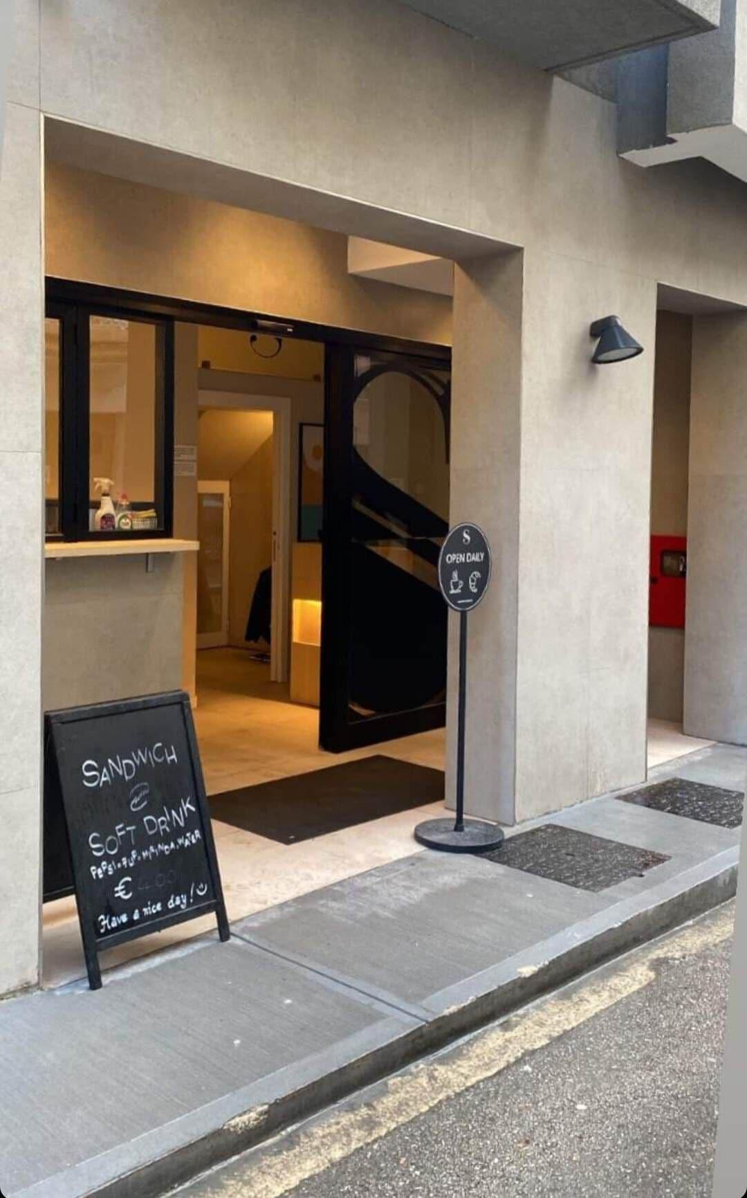 Vista Exterior Strand Suites By Neu Collective