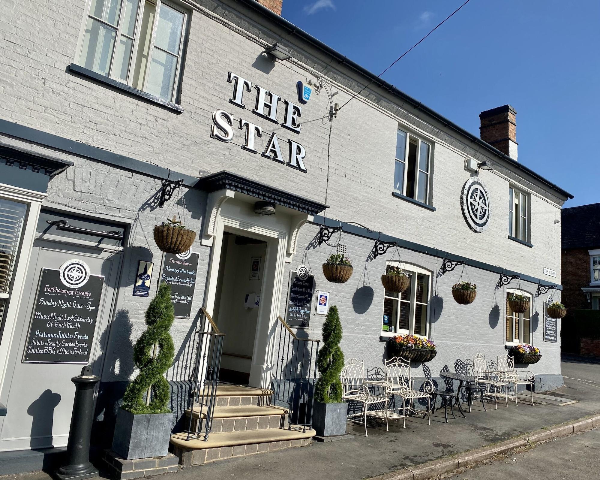 Vista Exterior The Star Inn 1744