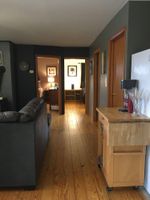 Alquiler Vacacional - Lake house for 8, all seasons! Large deck overlooking the water