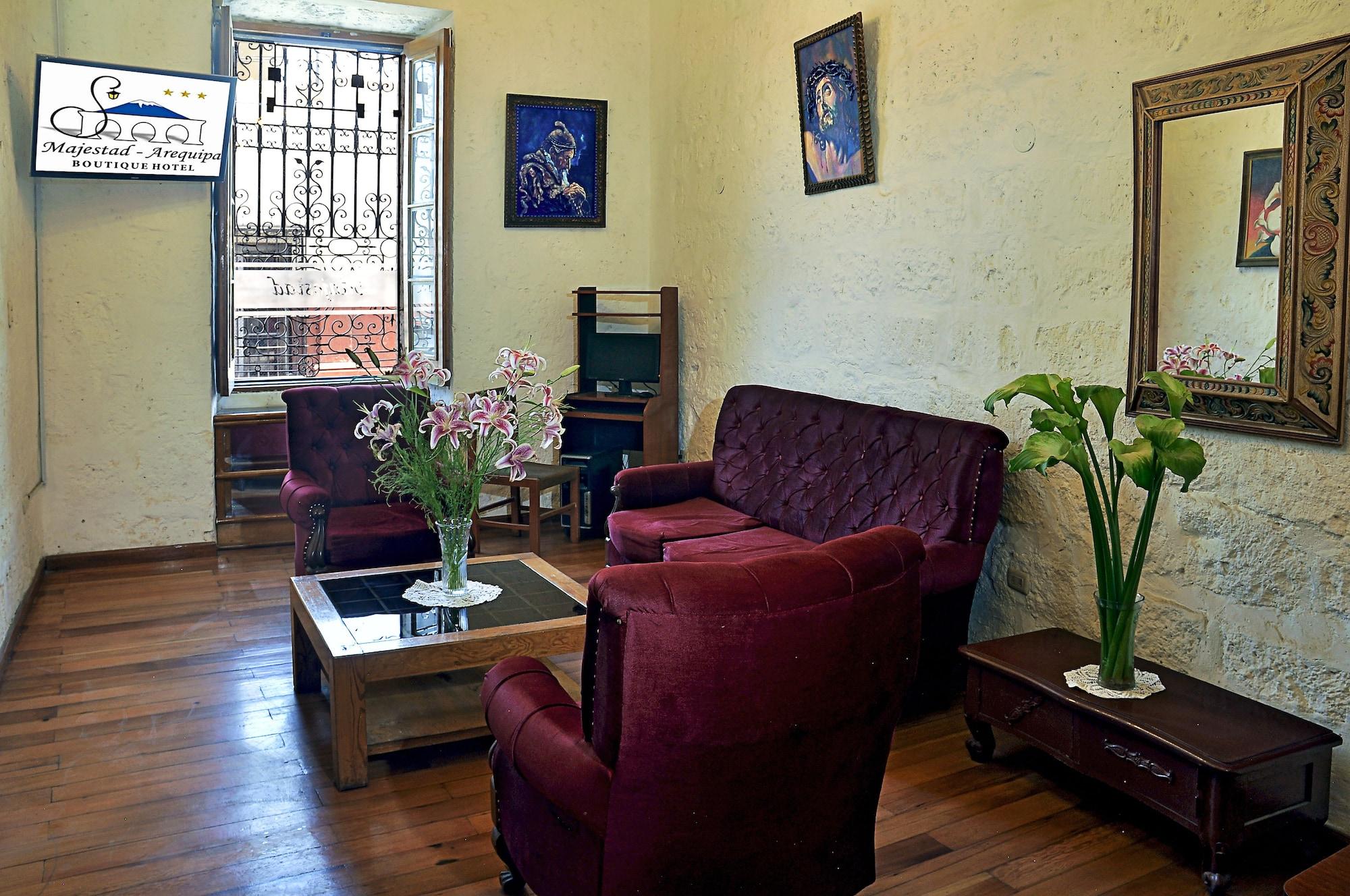 Vista Lobby Majestad Boutique Hotel