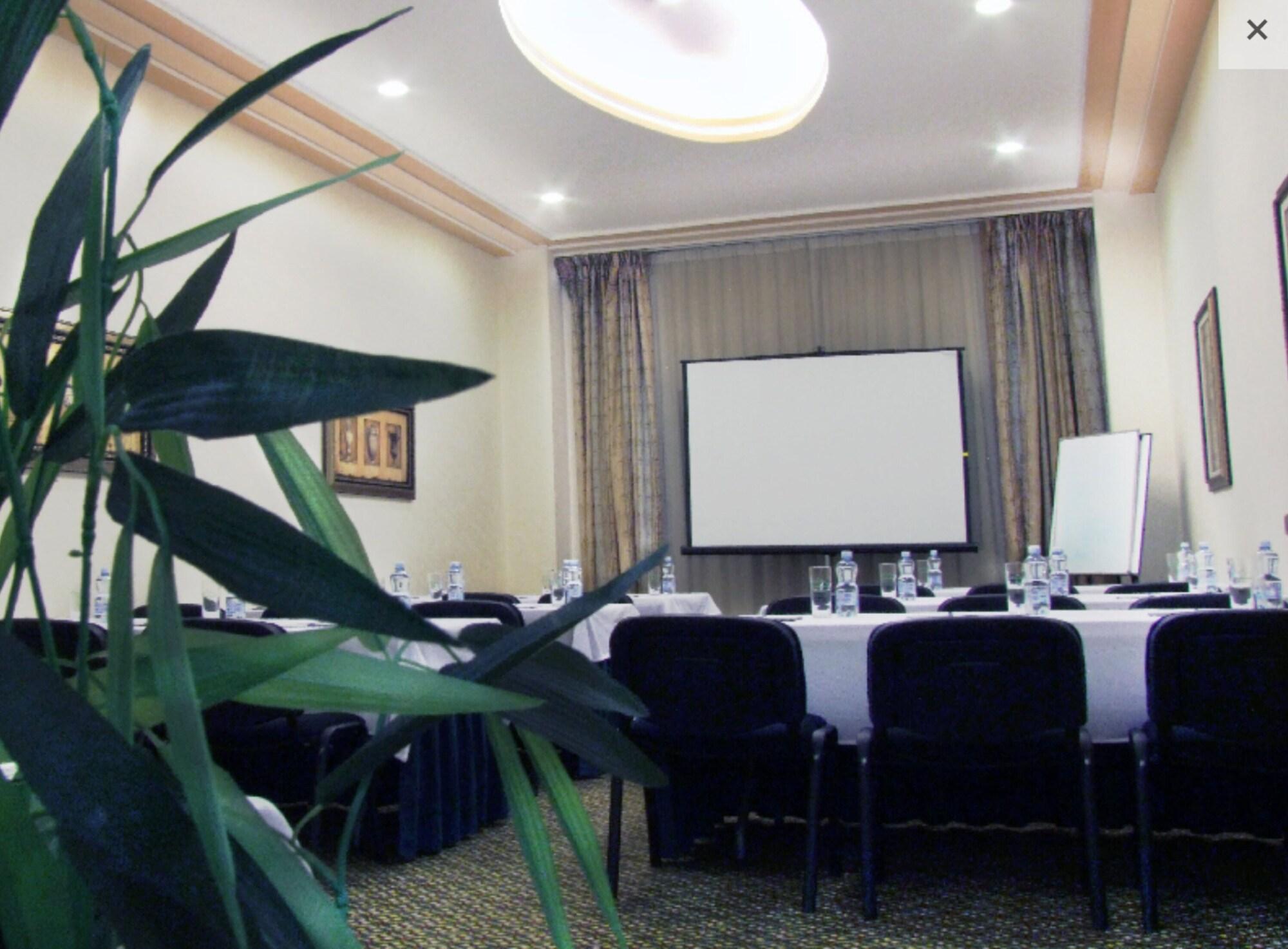 Sala de Reuniones Hotel La Muralla