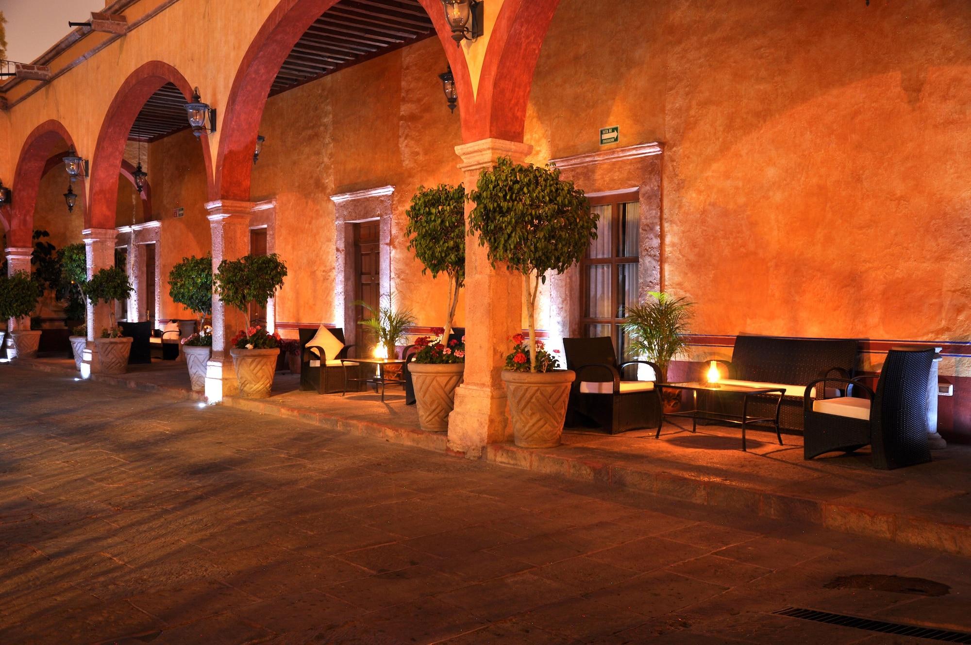 Varios Hotel Quinta Santiago