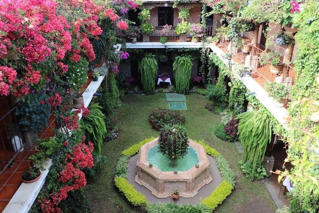 Vista Piscina Hotel Genessis