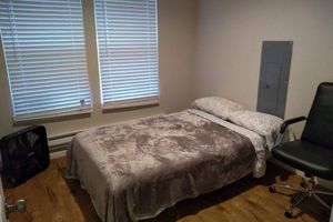 Alquiler Vacacional - ⁂ Memory Foam Bed, Blackout Curtains & Smart TV