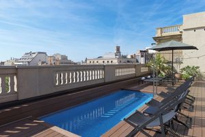 Alojamiento - H10 Urquinaona Plaza