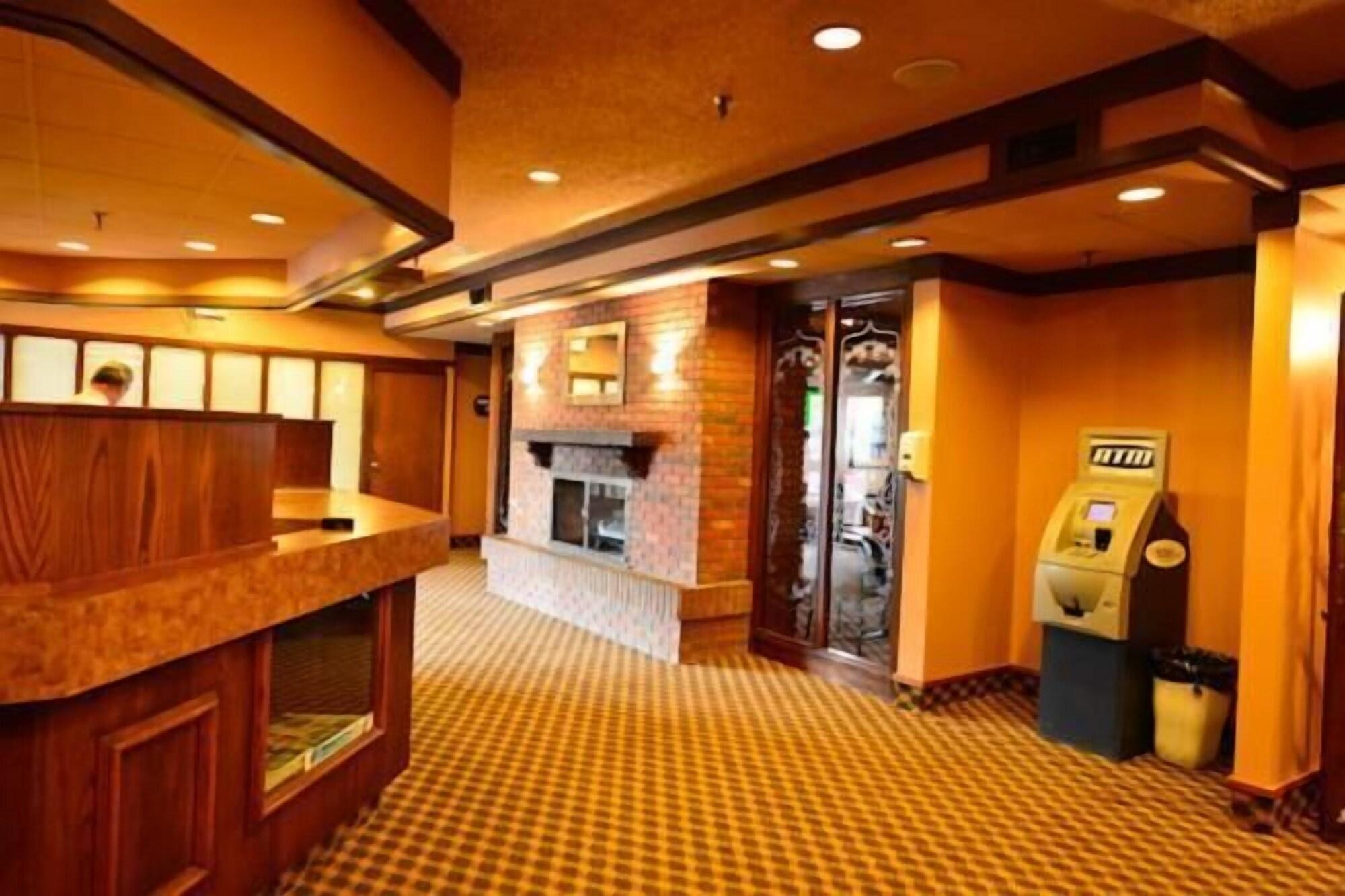 Vista Lobby Assiniboine Gordon Inn on the Park