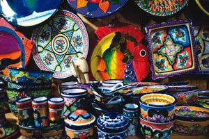 Actividad - De compras por Ixtapa Zihuatanejo y tour panorámico por la ciudad