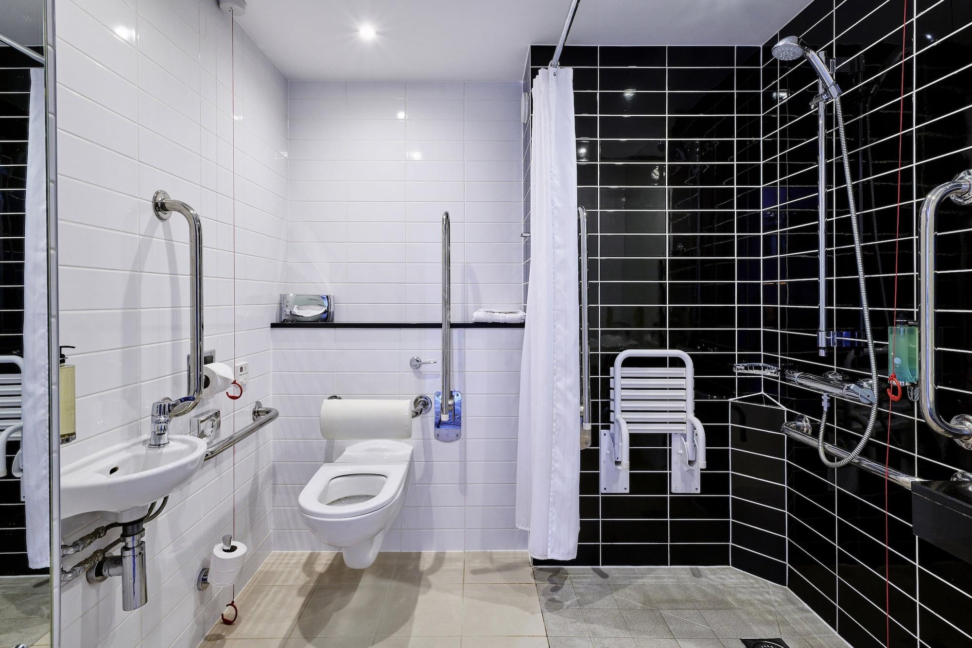 Equipamiento de Habitación Holiday Inn Express Manchester City Centre Arena by IHG