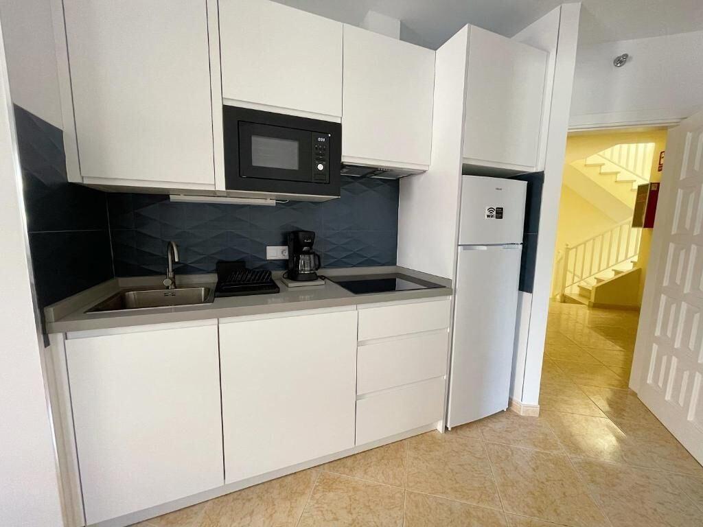 Equipamiento de Habitación Edificio Don Diego