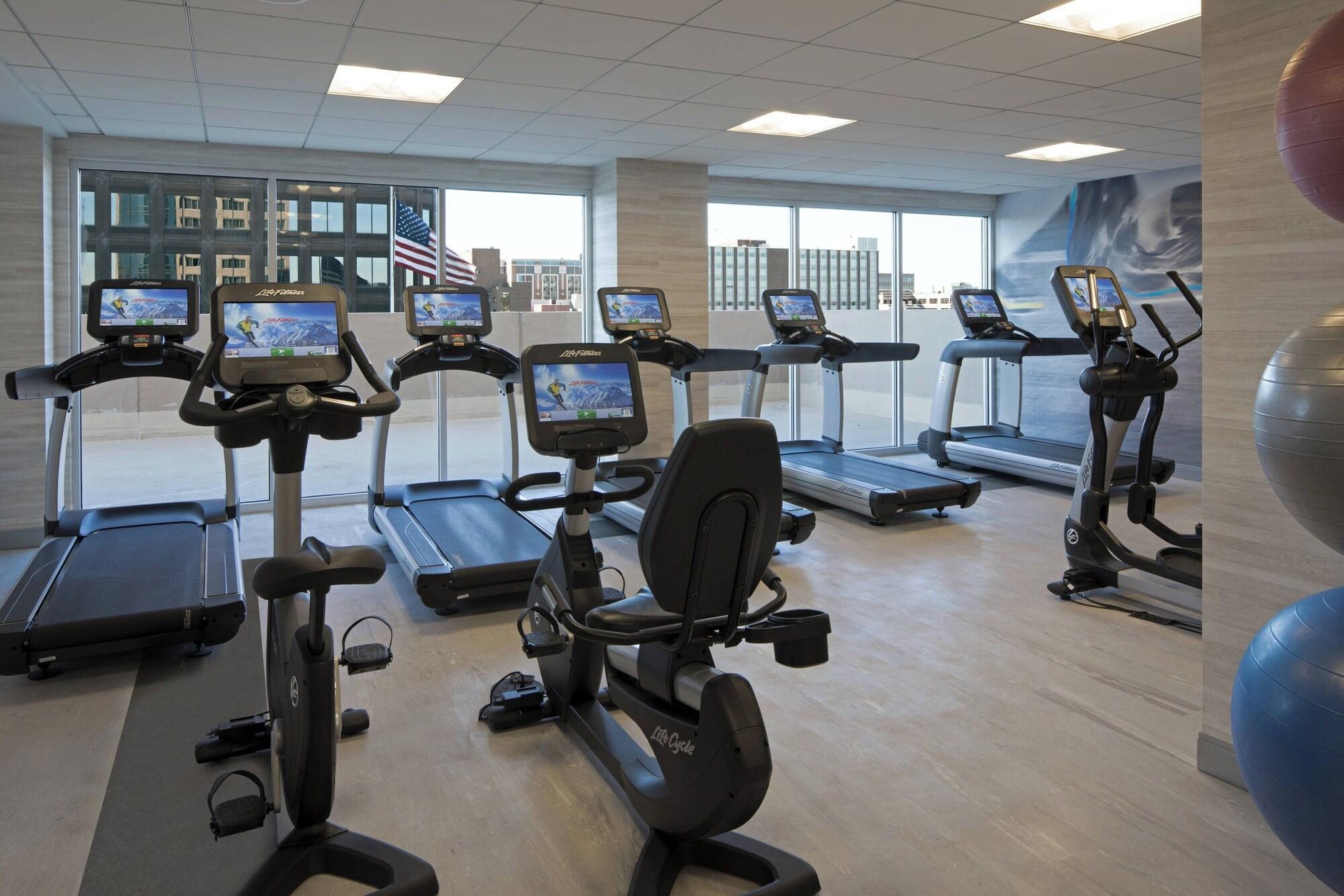 Gimnasio Kansas City Marriott Country Club Plaza