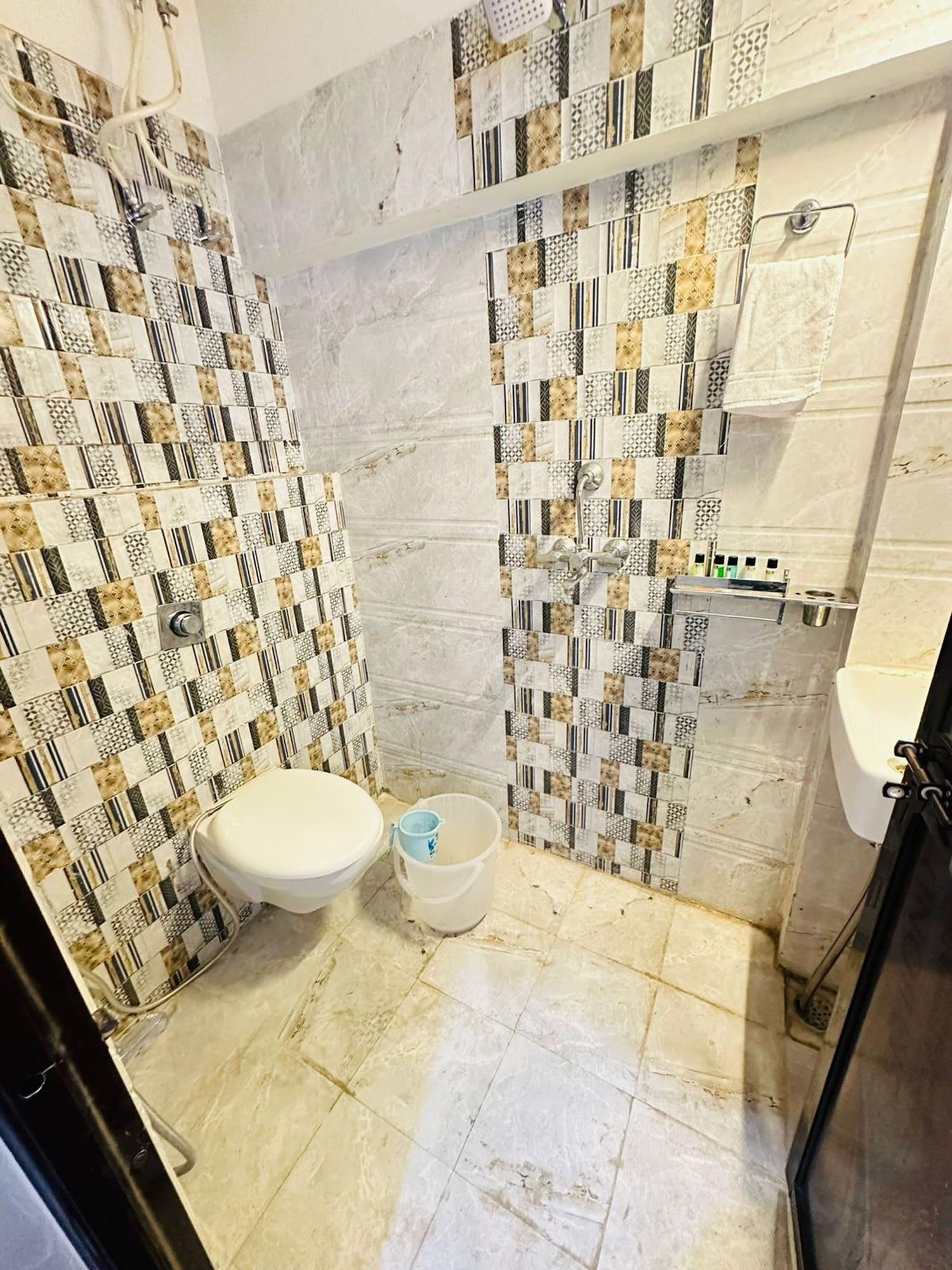 Equipamiento de Habitación Hotel PSR Residency - near Temple & Ghat