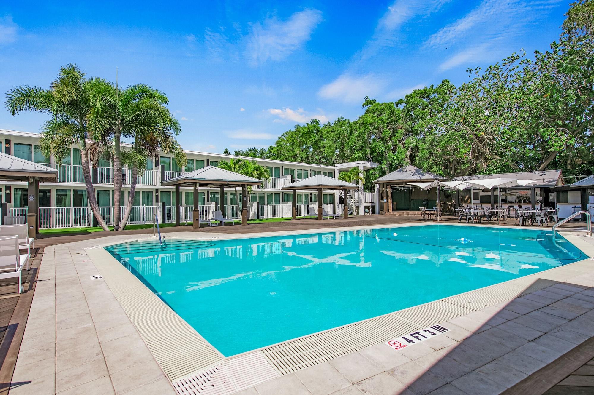 Vista Piscina Casey Key Resorts - Mainland