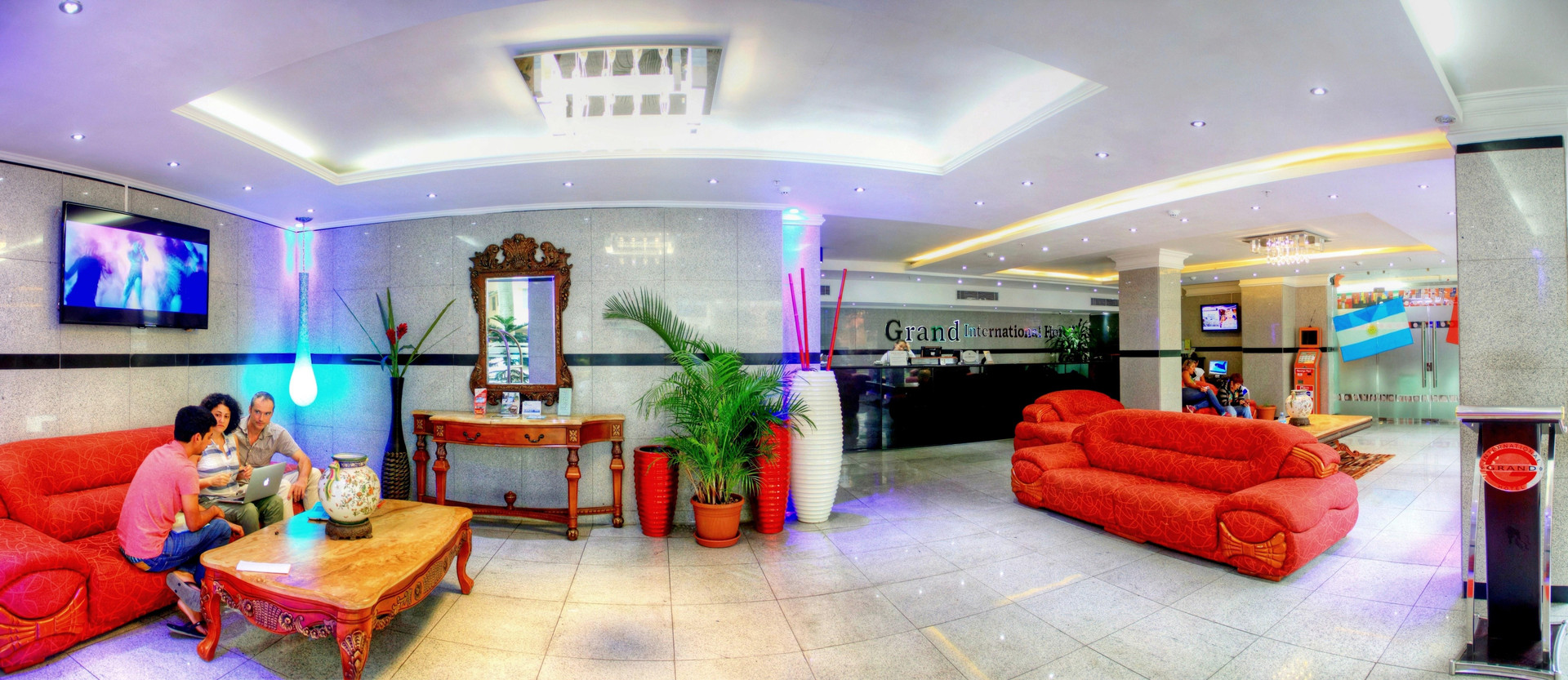 Vista Lobby Grand International Hotel