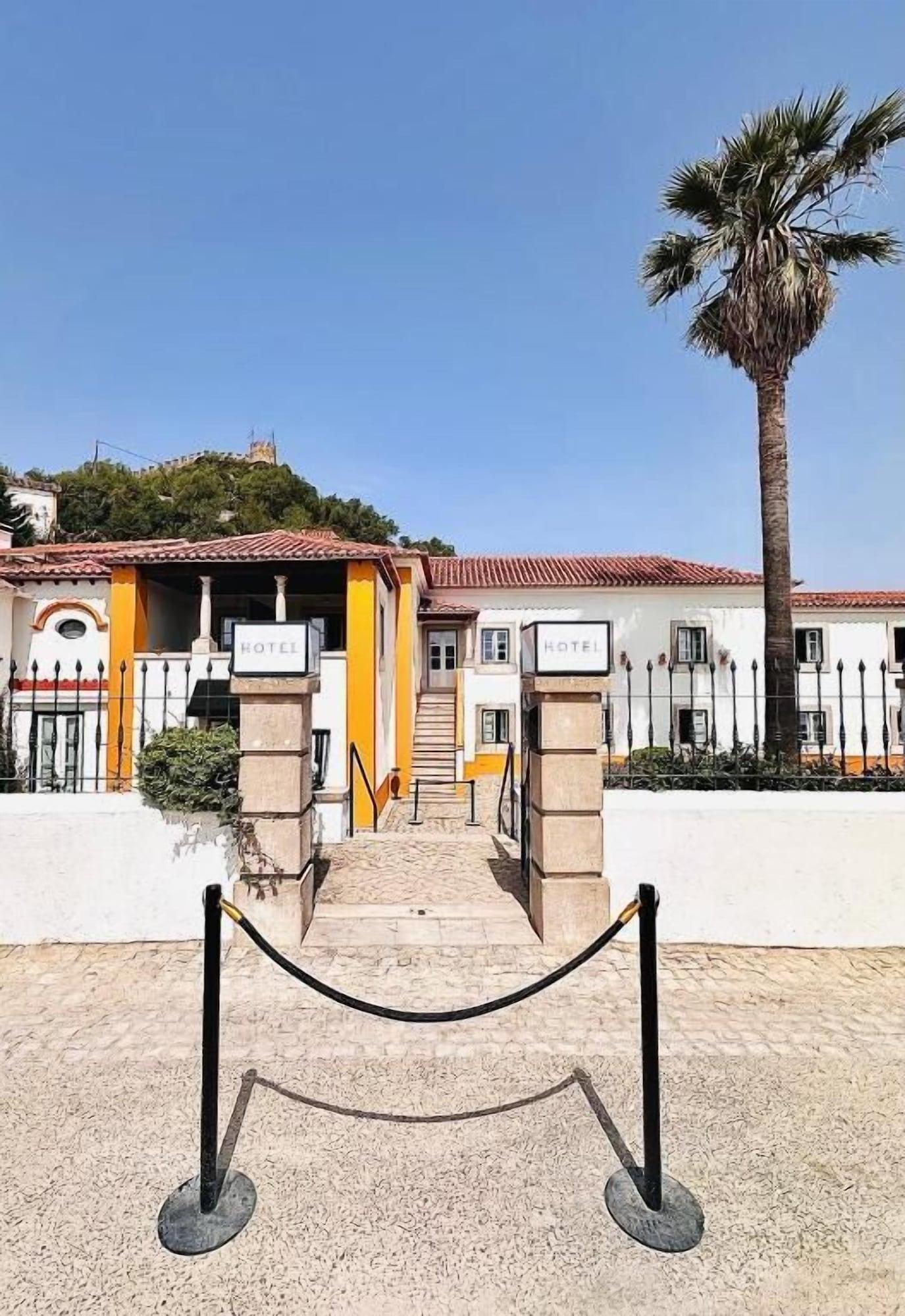 Vista Exterior &Tales Hotel