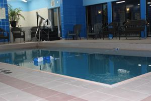 Alojamiento - Niagara Lodge & Suites
