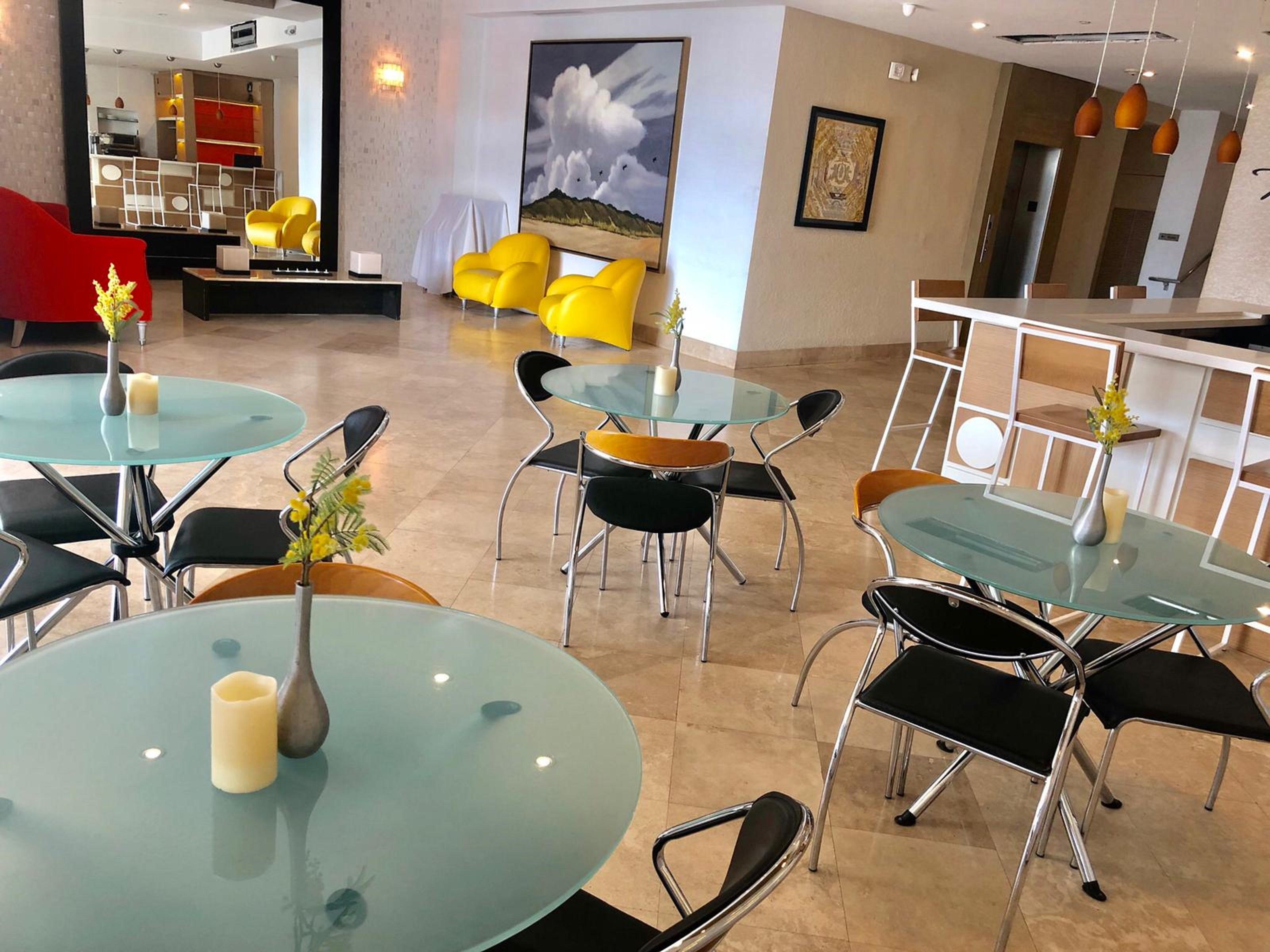 Vista Lobby MB Hotel, Trademark Collection by Wyndham