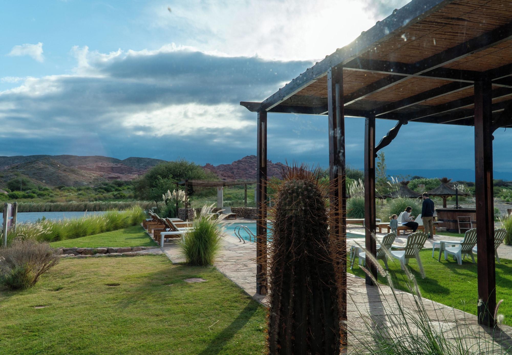 Vista Piscina Hotel Castillos De Cafayate
