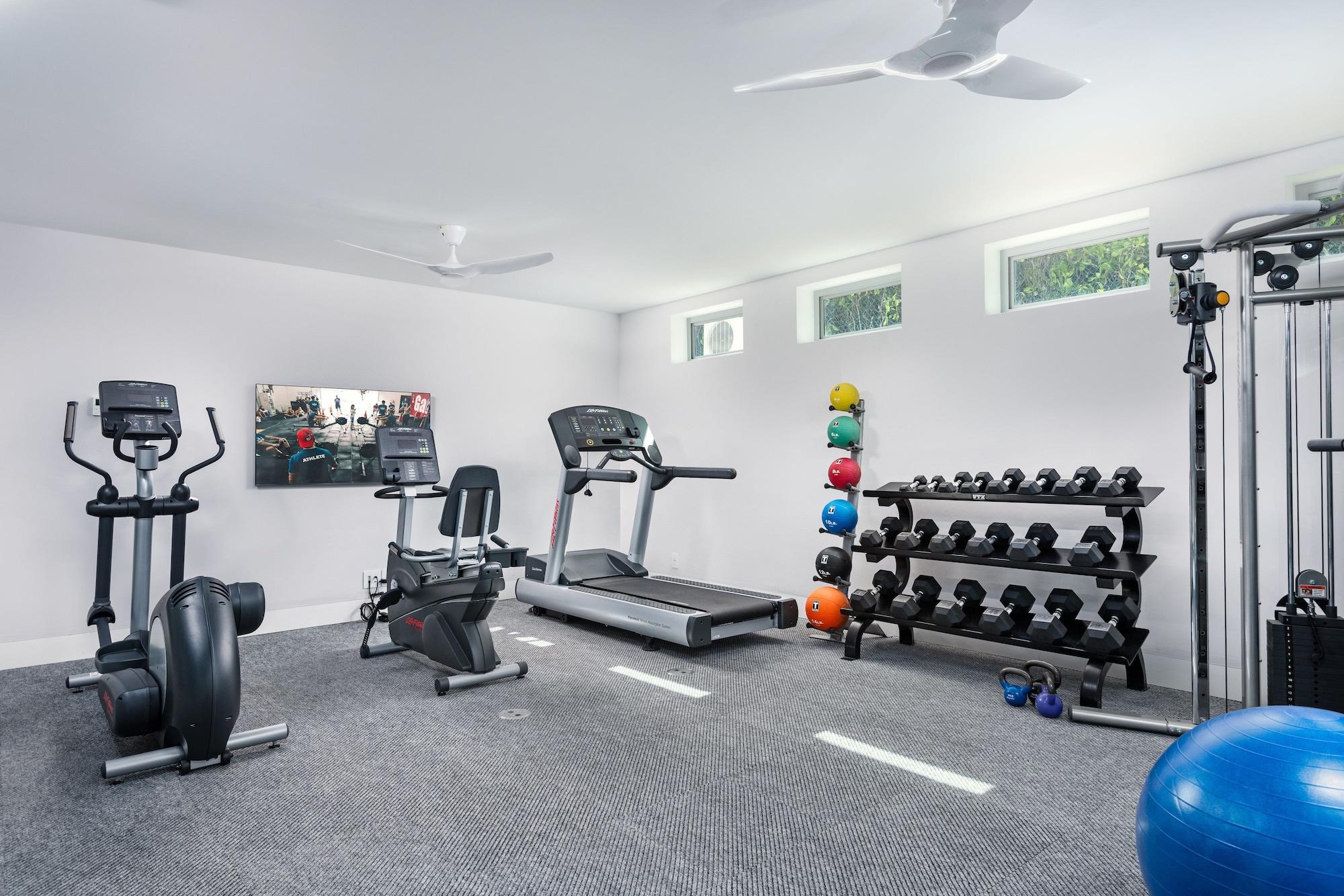 Gimnasio Grace Bay Club