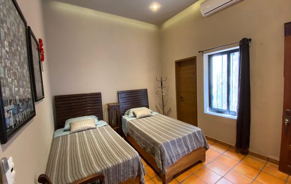 Urban Hacienda downtown, tranquil, spacious, jacuzzi, safe neighborhood - Hoteles con jacuzzi en Guadalajara, Jalisco