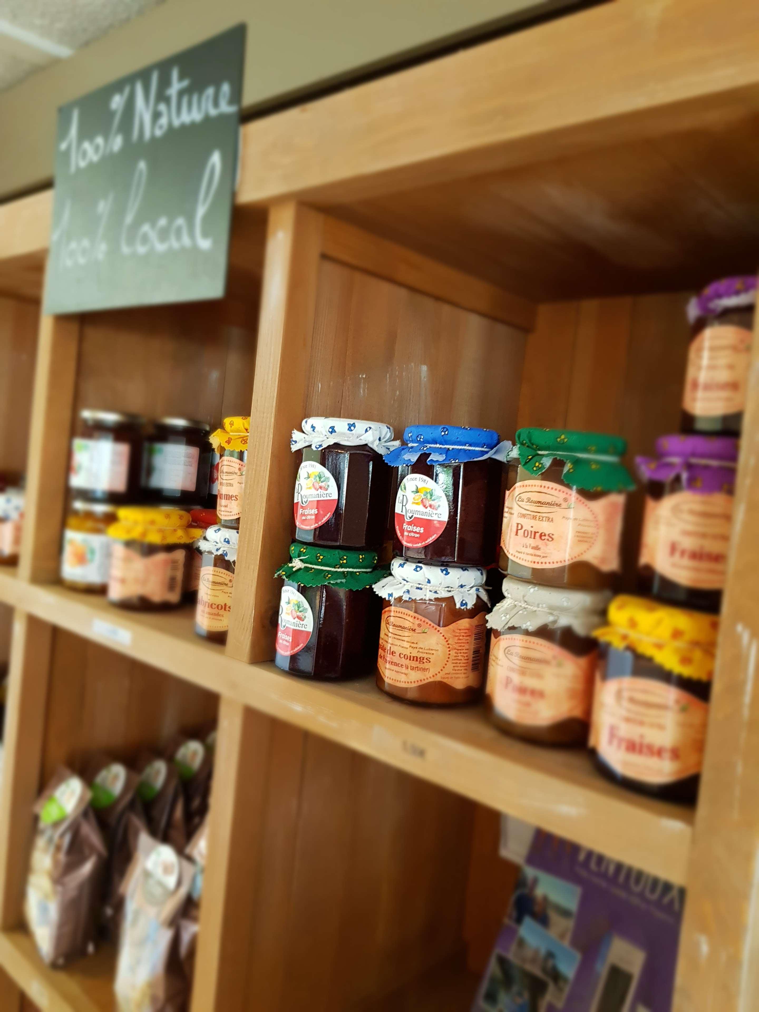 Bar/Salón B&B HOTEL Avignon Sud Parc des Expositions