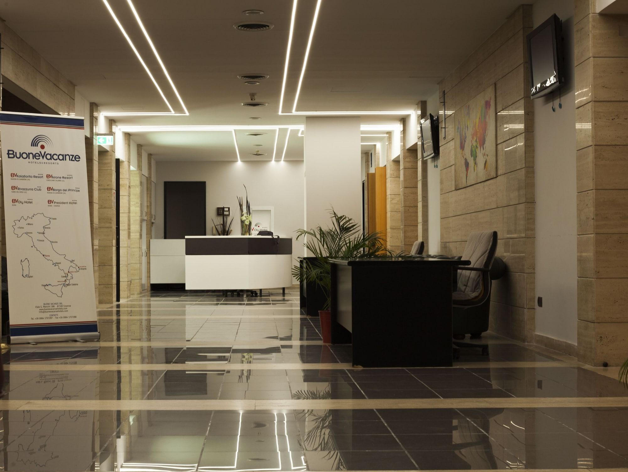Bar/Salón BV Oly Hotel