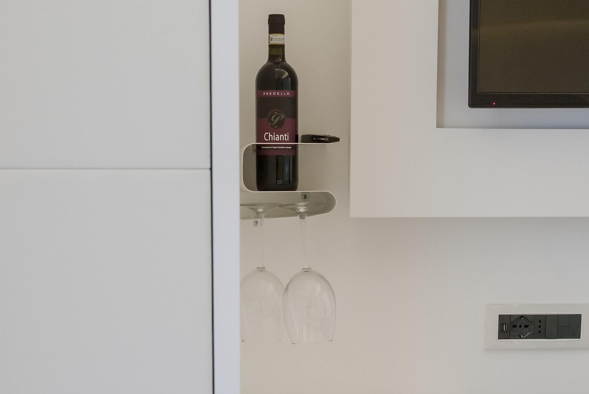 Vista Lobby Vatican Style