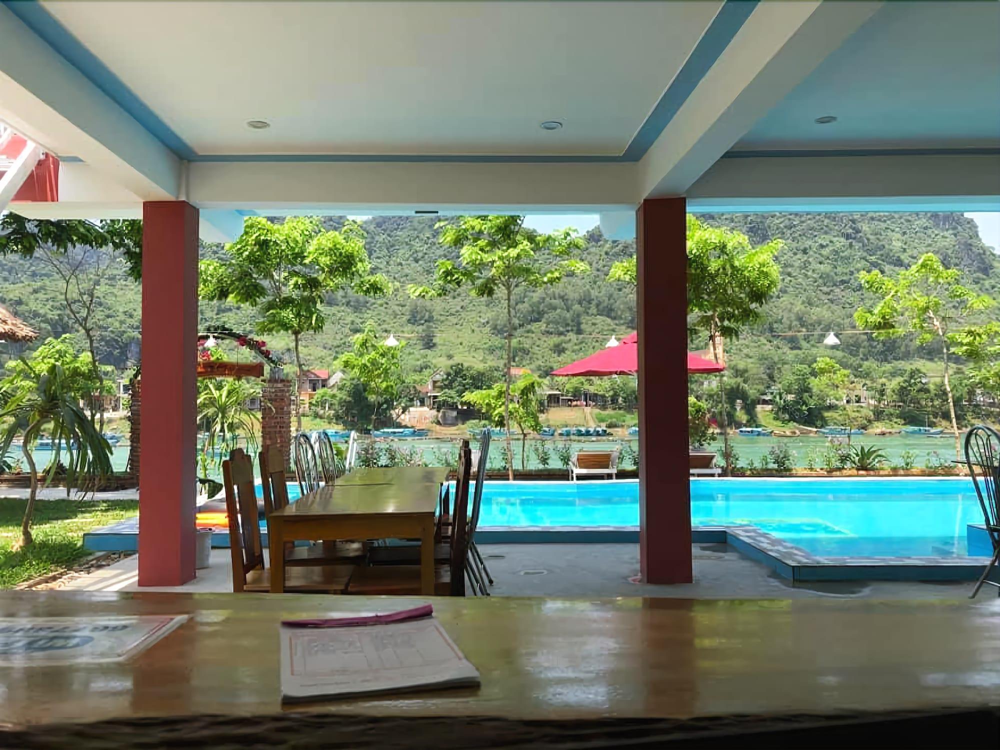 Restaurant Restful River Bungalow